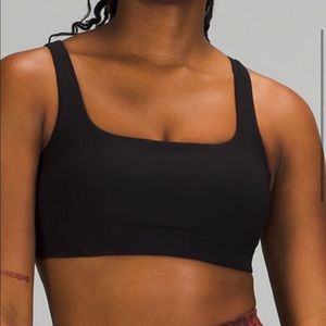 NWT lululemon ribbed train bra